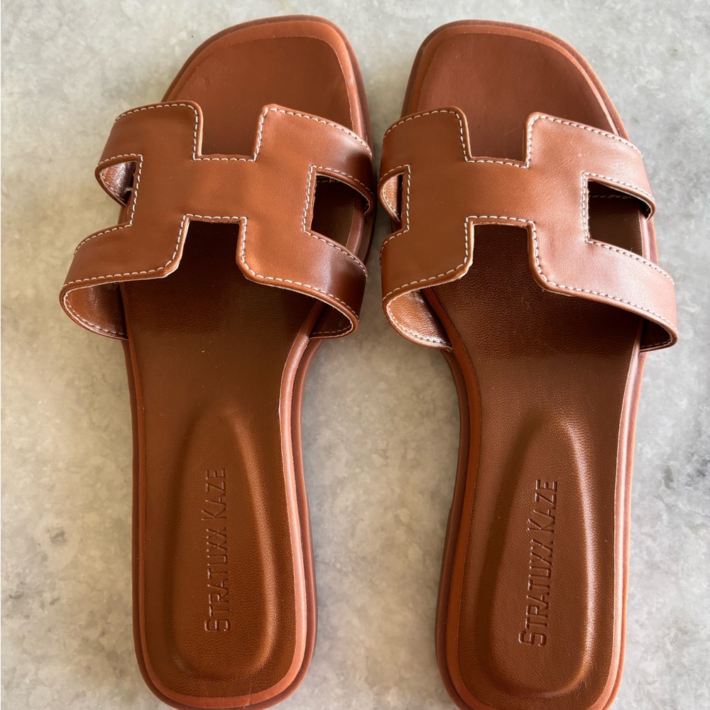 Women's Brown Slide Sandals